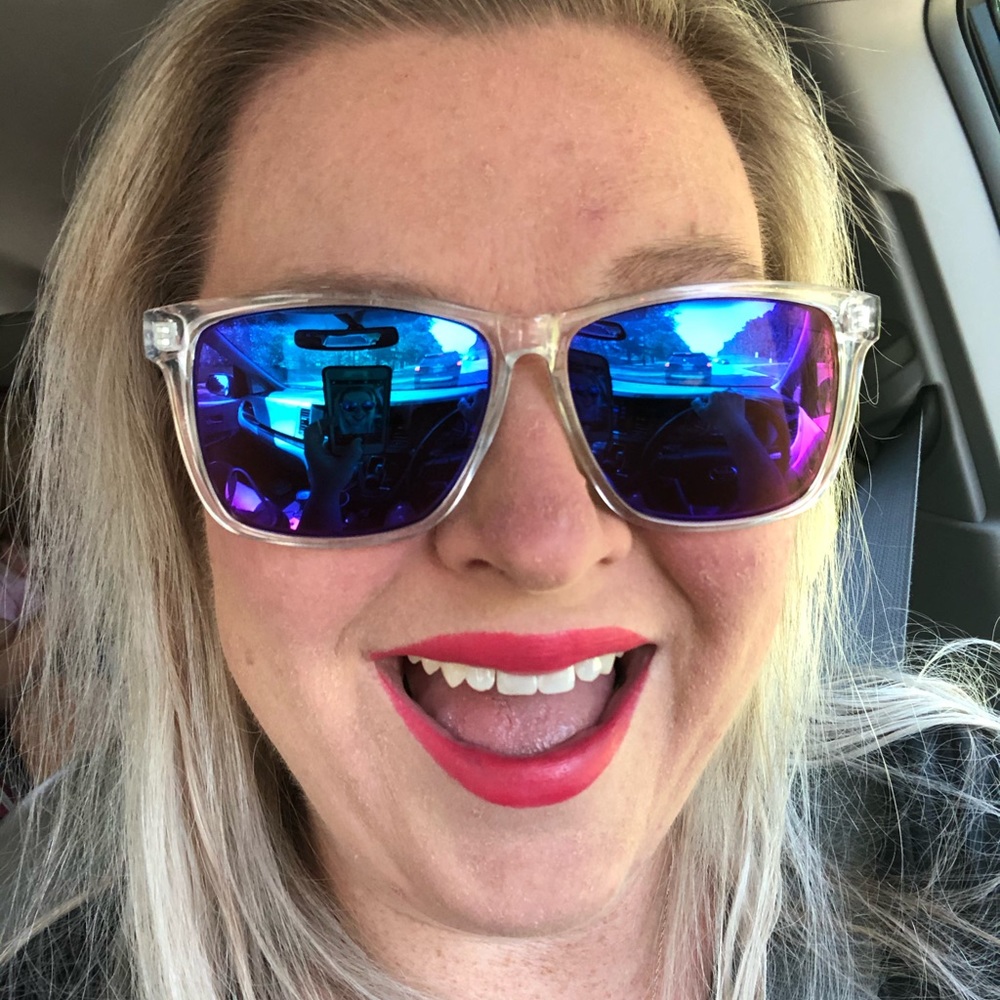 Meet your Posher, Stacy